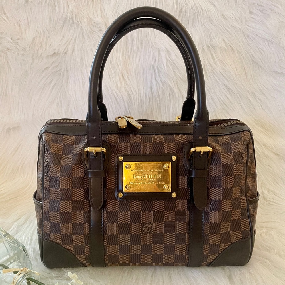 100% Authentic Louis Vuitton Berkeley Damier Bag